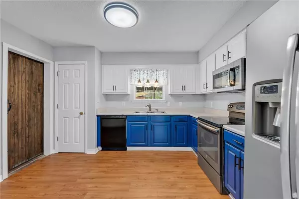 Loxley, AL 36551,18793 Outlook DR