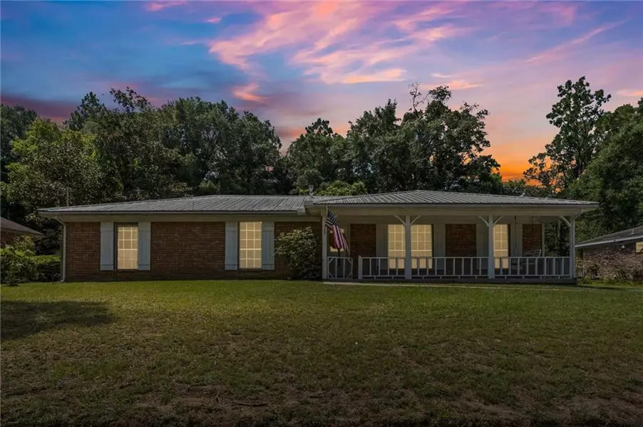 5321 Wilhelm DR, Mobile, AL 36618