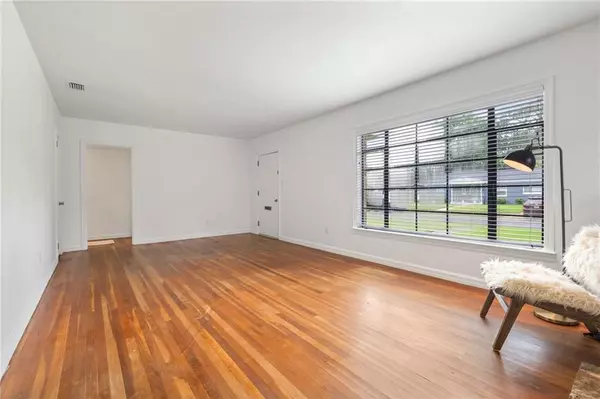 Mobile, AL 36606,109 Sherwood DR E