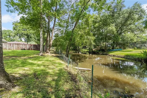 Chickasaw, AL 36611,122 Baratara DR