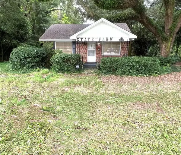 4917 Overlook RD, Mobile, AL 36618