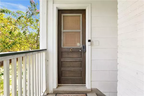 Mobile, AL 36607,214 Upham ST #3C