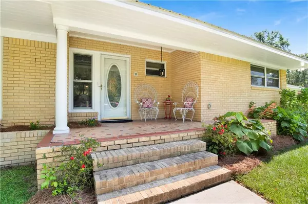 Mobile, AL 36605,2551 Daniels RD E