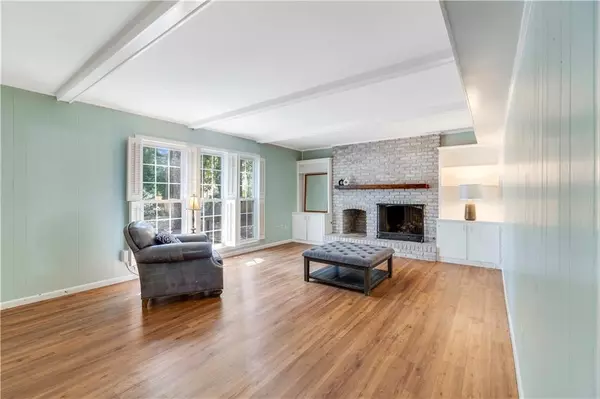 Mobile, AL 36609,745 Westmoreland DR E