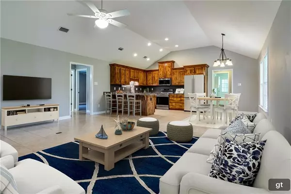 Dauphin Island, AL 36528,1415 O'hara LN