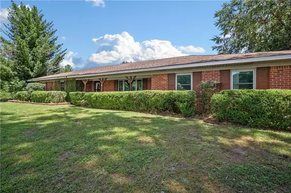 Eight Mile, AL 36613,5950 Brooklawn DR