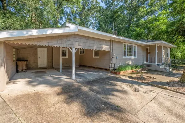 Mobile, AL 36608,104 Hilltop DR E