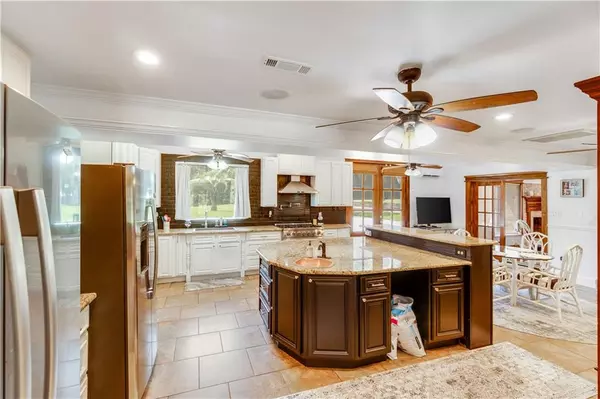 Mobile, AL 36695,3372 Schillinger RD S