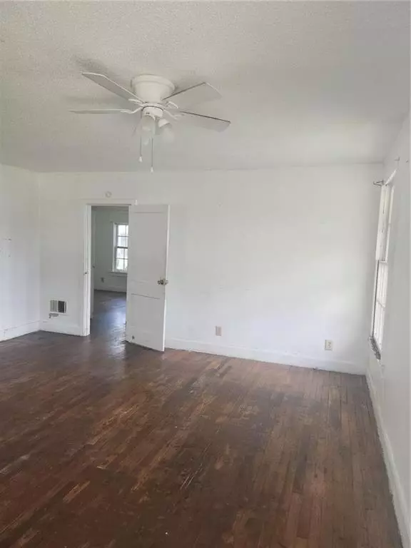 Prichard, AL 36610,330 Max ST