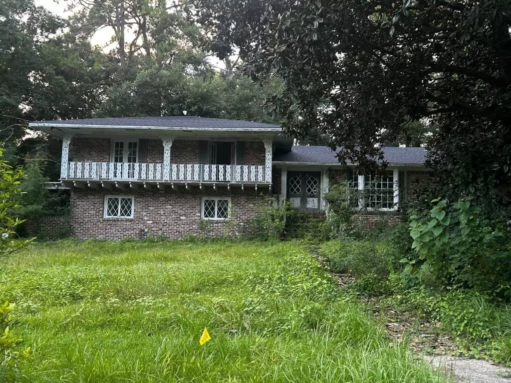 Chickasaw, AL 36611,210 Court ST