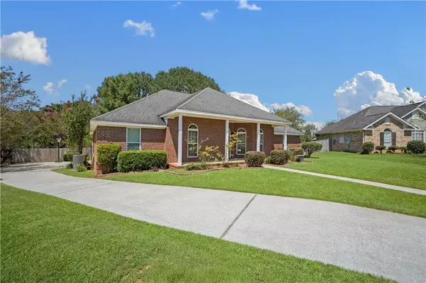 Mobile, AL 36608,10228 Summerlake CT