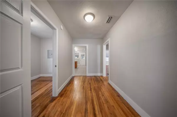 Mobile, AL 36605,2407 Juanita ST