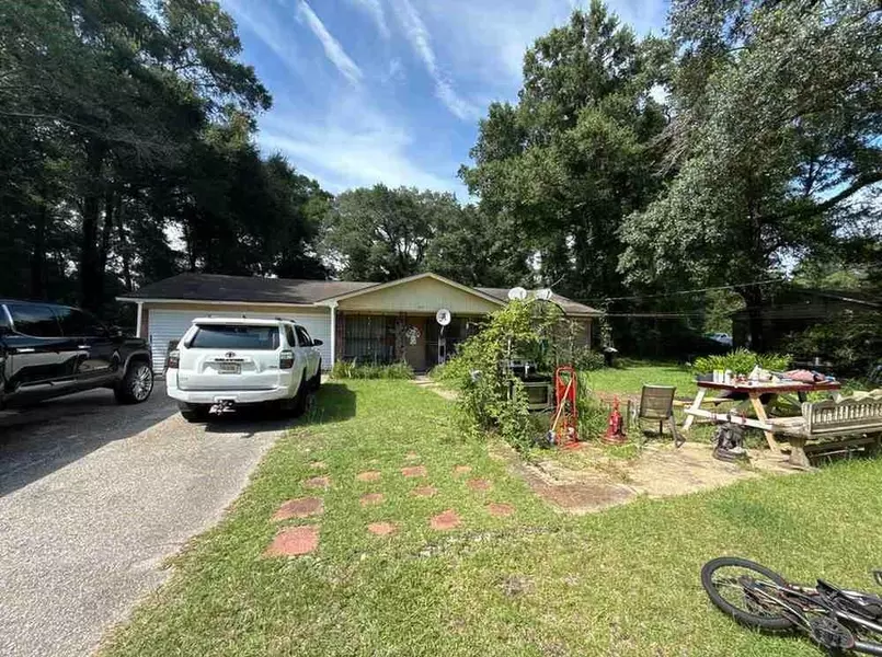 124 Bayou Sara AVE, Saraland, AL 36571