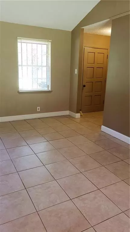 Mobile, AL 36605,2416 Lost River RD