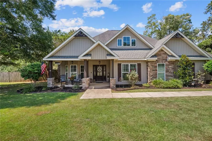 4850 Winkler CT, Theodore, AL 36582