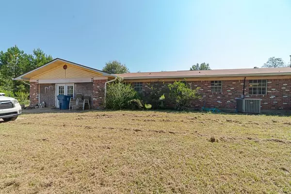 Eight Mile, AL 36613,6721 Viewpoint RD