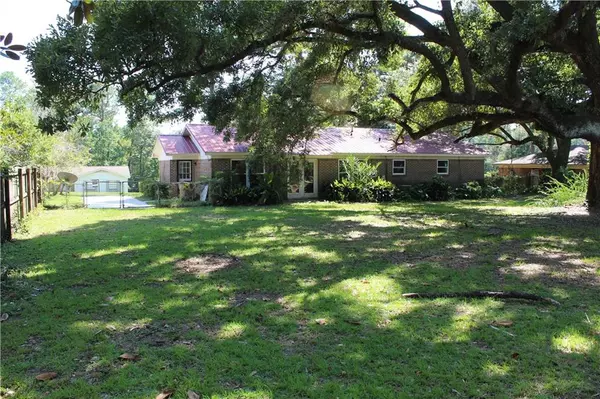 Mobile, AL 36693,5924 Couton DR