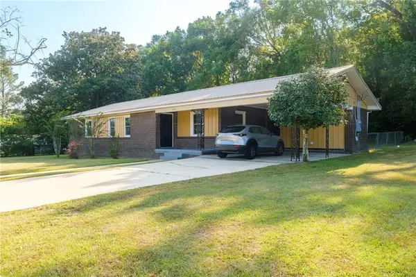 Mobile, AL 36618,1325 Carre DR W