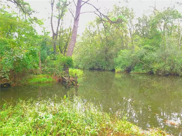 Mobile, AL 36611,229 Baratara DR W