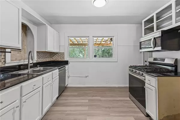 Theodore, AL 36582,4551 Fowl River RD