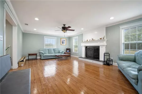 Grand Bay, AL 36541,13301 Roy Miller RD E