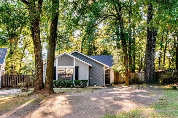 Mobile, AL 36609,1833 Spring Brook CT