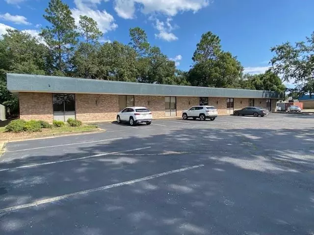 3315 Demetropolis RD #A-1, Mobile, AL 36693