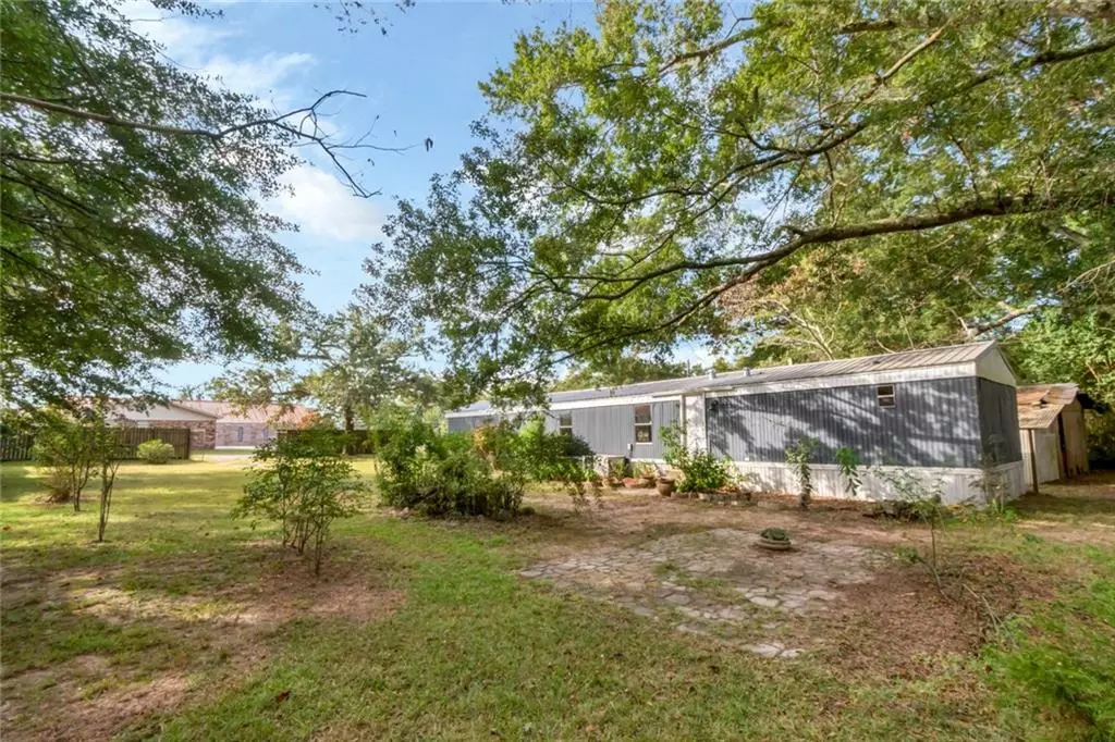 Semmes, AL 36575,7115 Hickory LN W