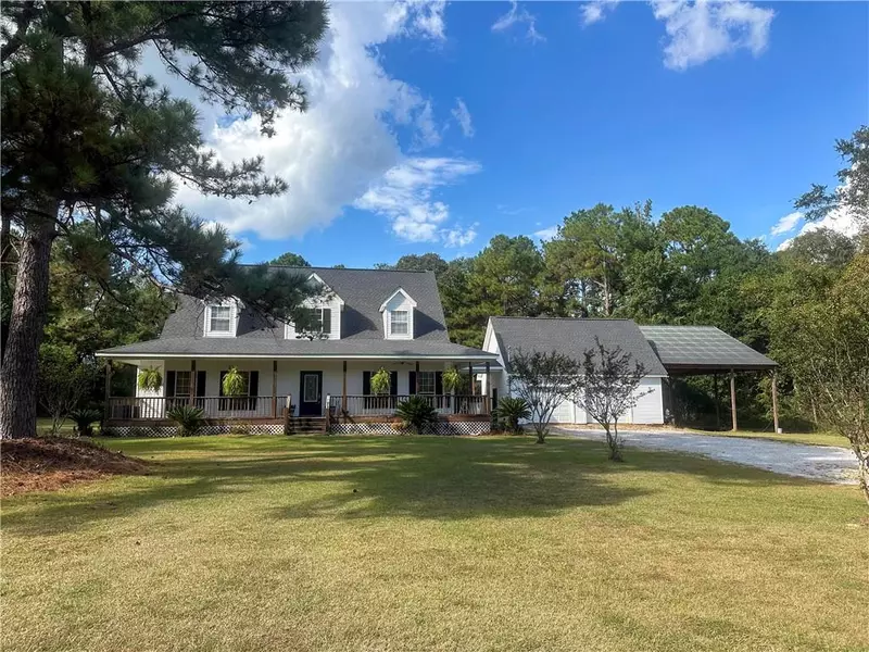 9770A Gallops Creek DR, Wilmer, AL 36587