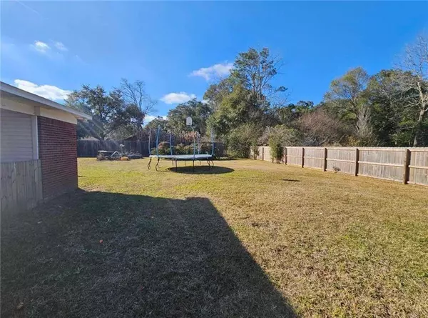 Satsuma, AL 36572,5901 Vaughn DR W