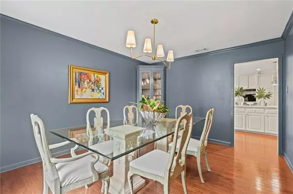 Mobile, AL 36608,260 Ridgelawn DR W