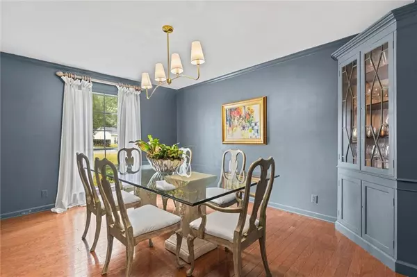 Mobile, AL 36608,260 Ridgelawn DR W