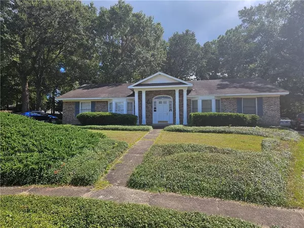 2913 Steeple Chase CT S, Mobile, AL 36695