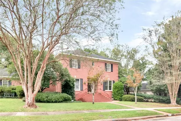 Mobile, AL 36608,236 Lakewood DR E