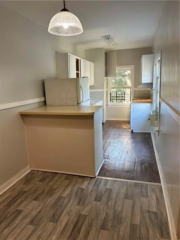 Mobile, AL 36606,254 Cherokee ST #C