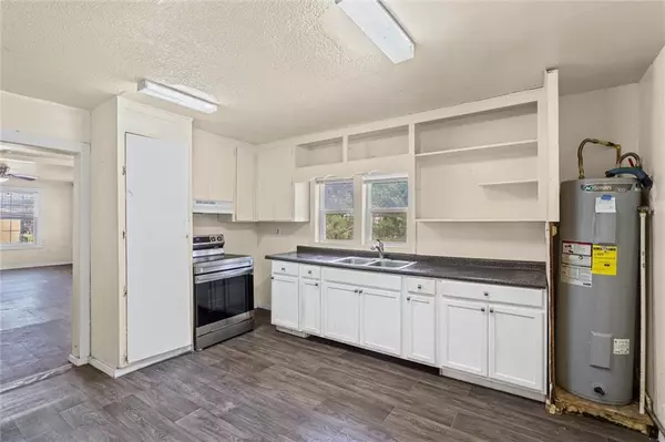 Mobile, AL 36619,5261 Noble LN