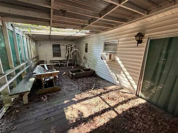 Mobile, AL 36606,957 Tanglewood DR E