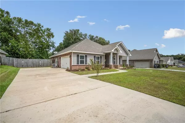 Grand Bay, AL 36541,11424 Oak Alley DR S