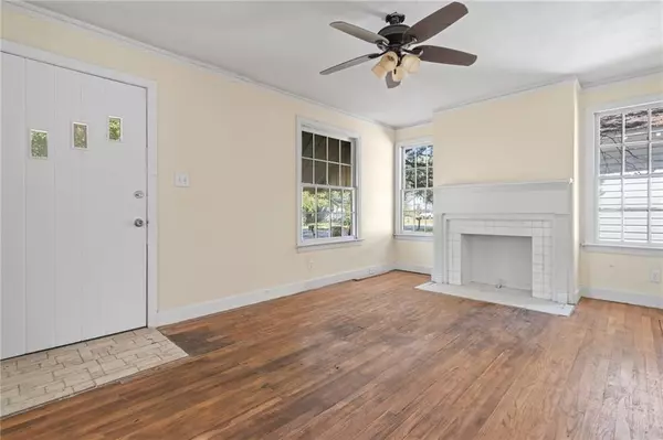 Mobile, AL 36606,711 Euclid AVE