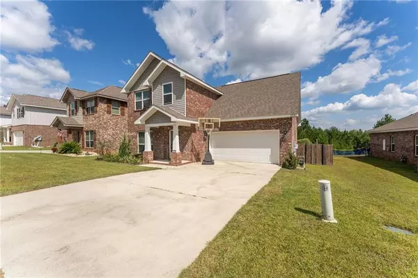 Spanish Fort, AL 36527,12711 Chickadee LN