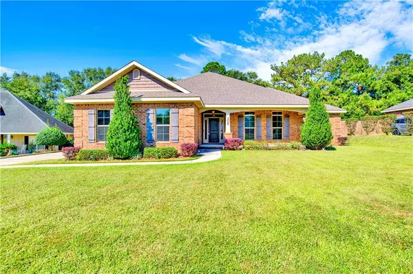 2760 Wildflower DR W, Mobile, AL 36608