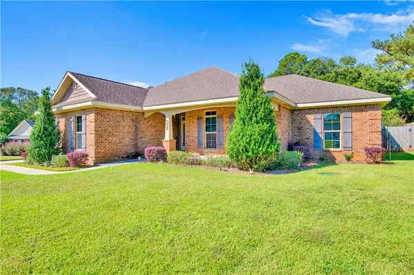 Mobile, AL 36608,2760 Wildflower DR W