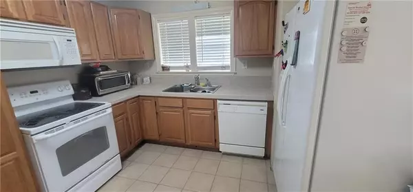 Theodore, AL 36582,7347 Broadview DR E