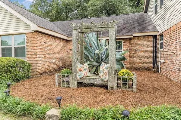 Satsuma, AL 36572,150 Orange AVE E