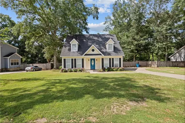 1100 Wellington CT S, Mobile, AL 36695