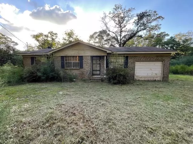 13151B Roberts RD, Chunchula, AL 36521