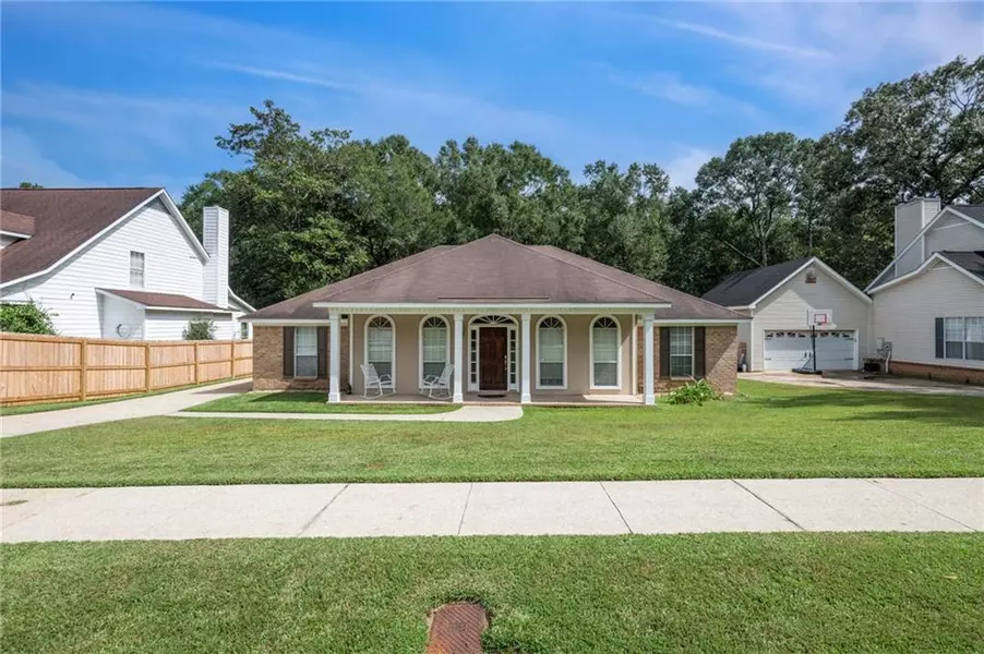 2263 Moss Creek CT, Mobile, AL 36695