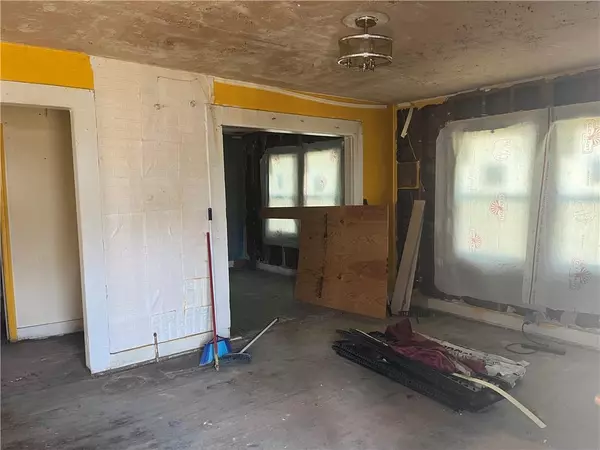 Mobile, AL 36604,458 Marine ST