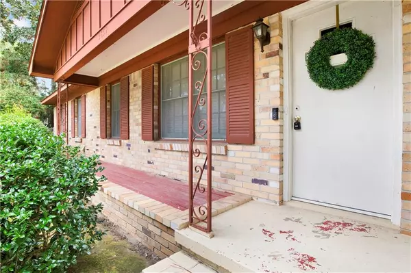 Mobile, AL 36608,5859 Chalet DR N