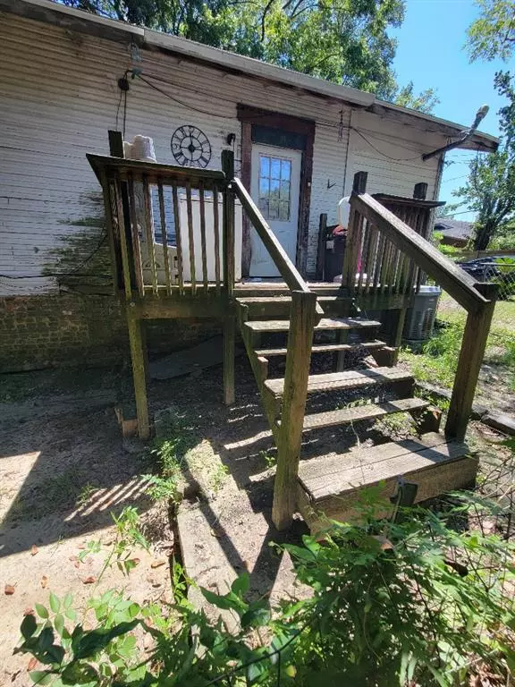 Chickasaw, AL 36611,15 Gulf ST